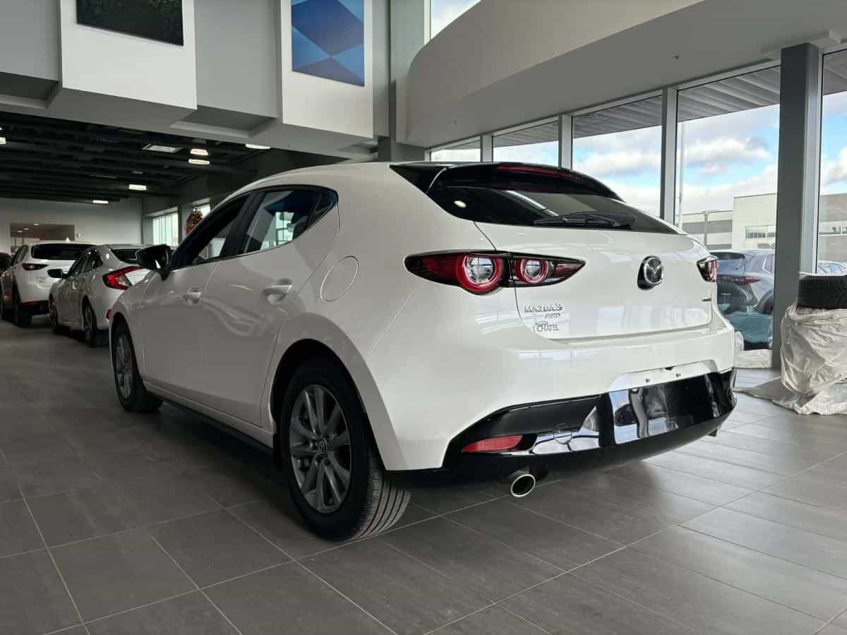 2023 Mazda MAZDA3 SPORT GS TI i-ACTIV BA - Image 7