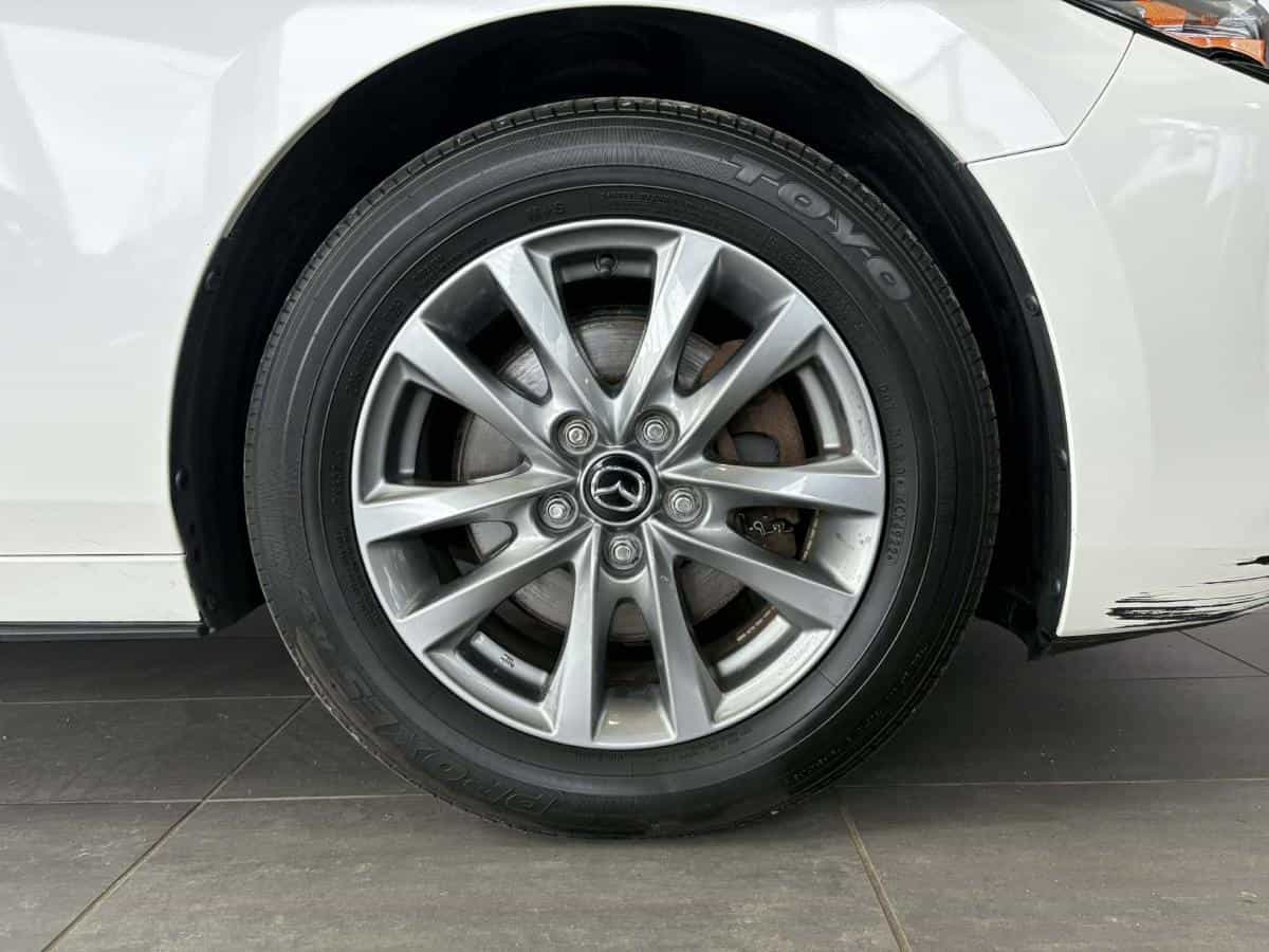 2023 Mazda MAZDA3 SPORT GS TI i-ACTIV BA - Image 8