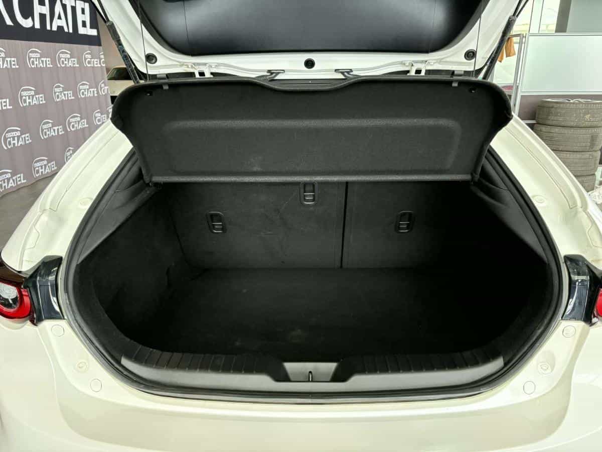 2023 Mazda MAZDA3 SPORT GS TI i-ACTIV BA - Image 9