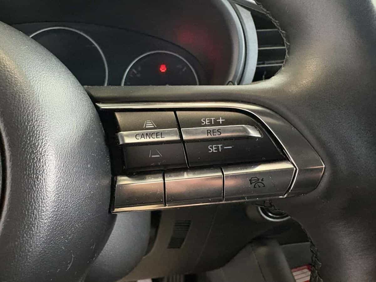 2023 Mazda MAZDA3 SPORT GS TI i-ACTIV BA - Image 15