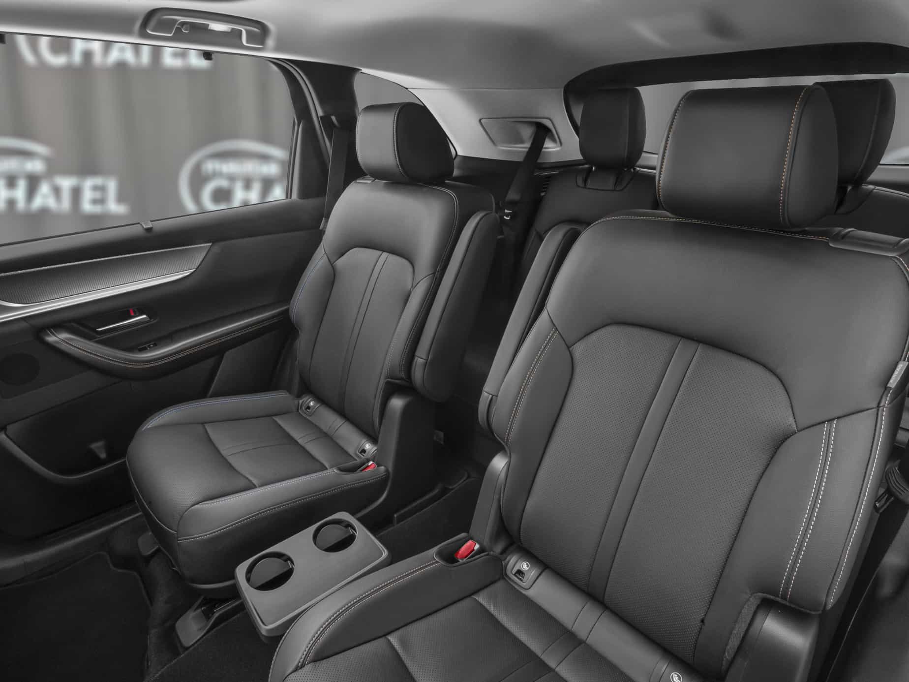 2025 Mazda CX-90 MHEV GT - Image 9