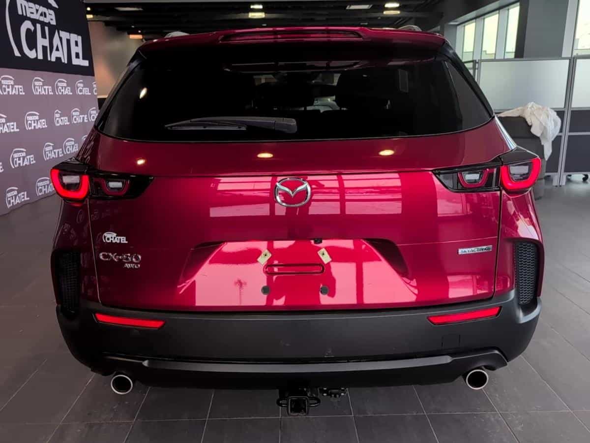 2023 Mazda CX-50 Gs-L Ti - Image 6