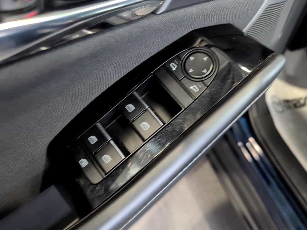 2024 Mazda CX-30 Gs Ti - Image 12