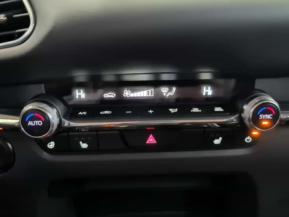 2024 Mazda CX-30 Gs Ti - Image 20