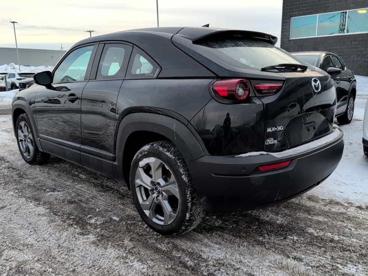 2022 Mazda MX-30 EV Gs Ta - Image 2