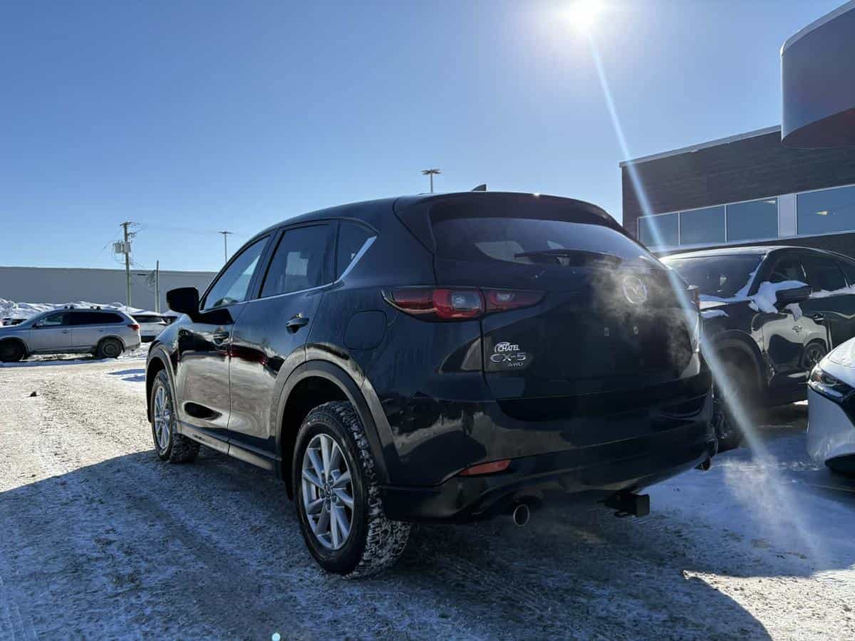 2023 Mazda CX-5 Gx Ti - Image 3