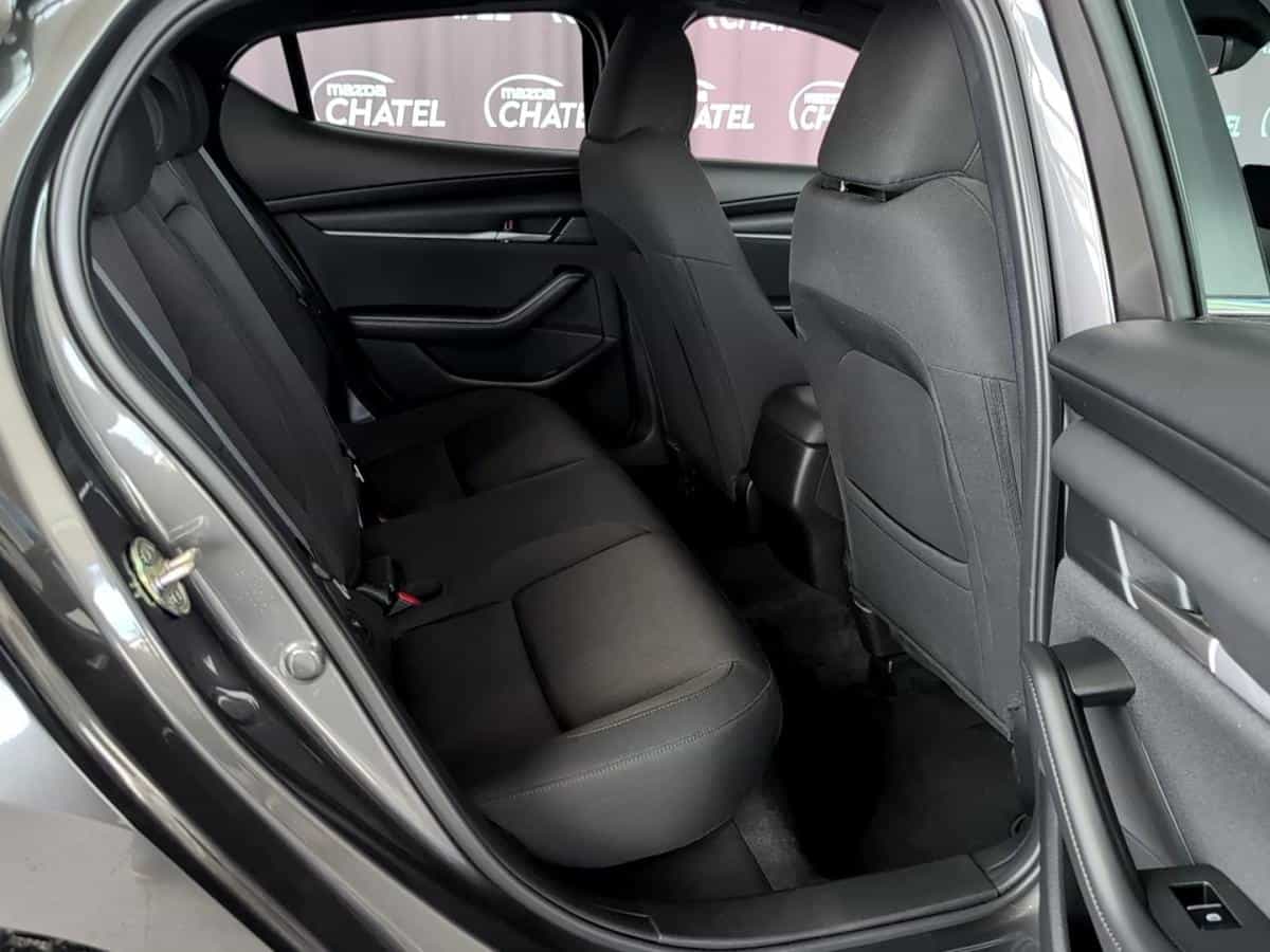 2025 Mazda MAZDA3 SPORT Gs Ta Ba - Image 10