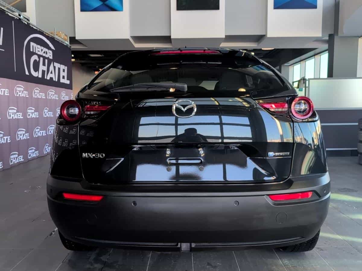 2022 Mazda MX-30 EV Gs Ta - Image 6