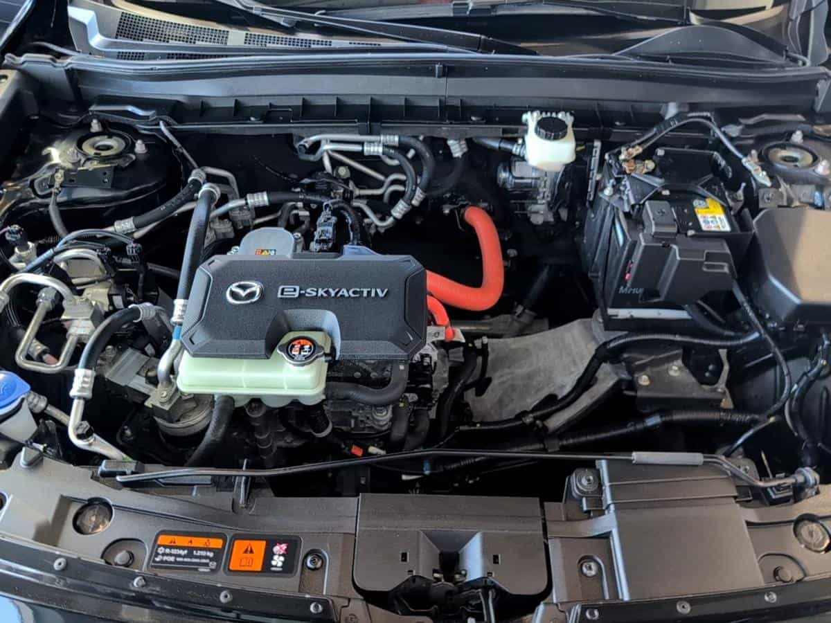 2022 Mazda MX-30 EV Gs Ta - Image 9