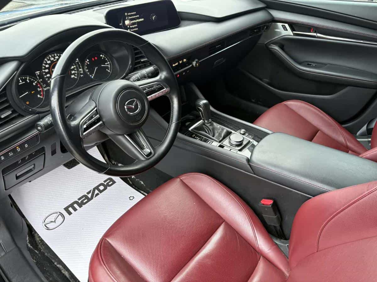 Image 4 Mazda MAZDA3 SPORT GT avec moteur turbo BA TI i-ACTIV 2022