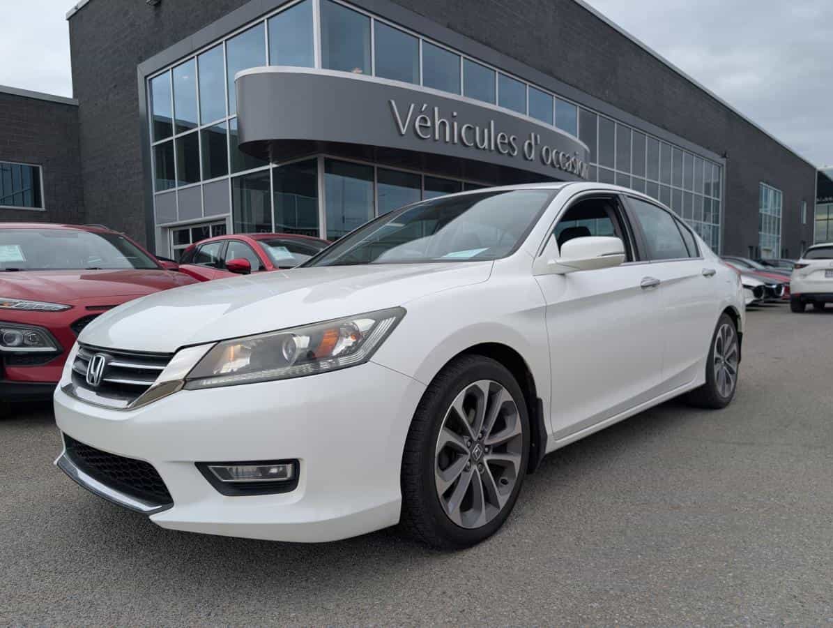 Image 1 Honda Accord 4 portes à 4 cyl. en ligne automatique Sport 2013