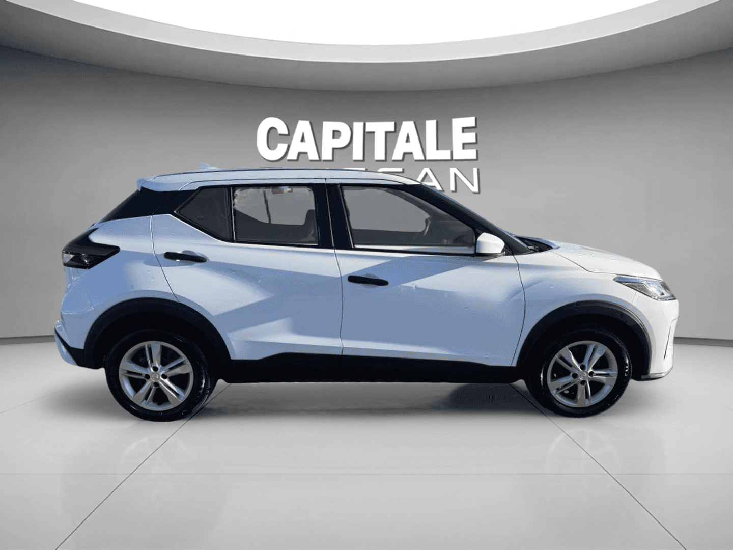 2023 Nissan Kicks S Ta - Image 6