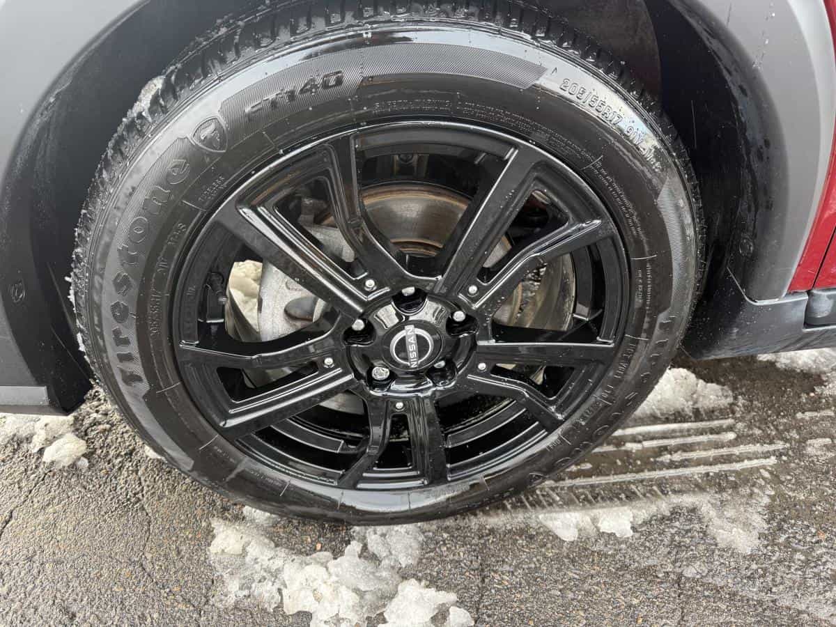 2023 Nissan Kicks Sr Ta - Image 10