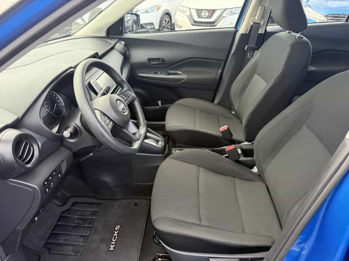 2024 Nissan Kicks S Ta - Image 9
