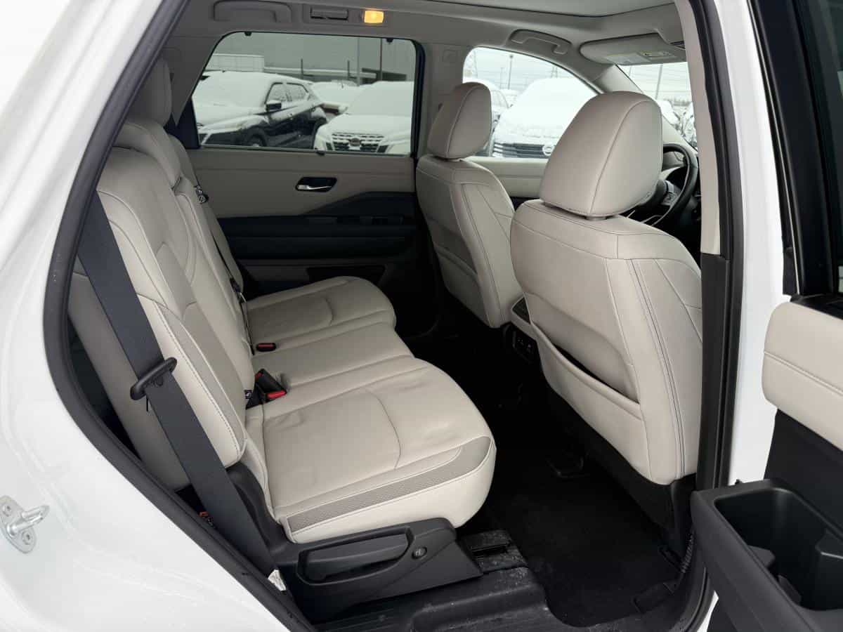 2023 Nissan Pathfinder Sl 4Rm - Image 13