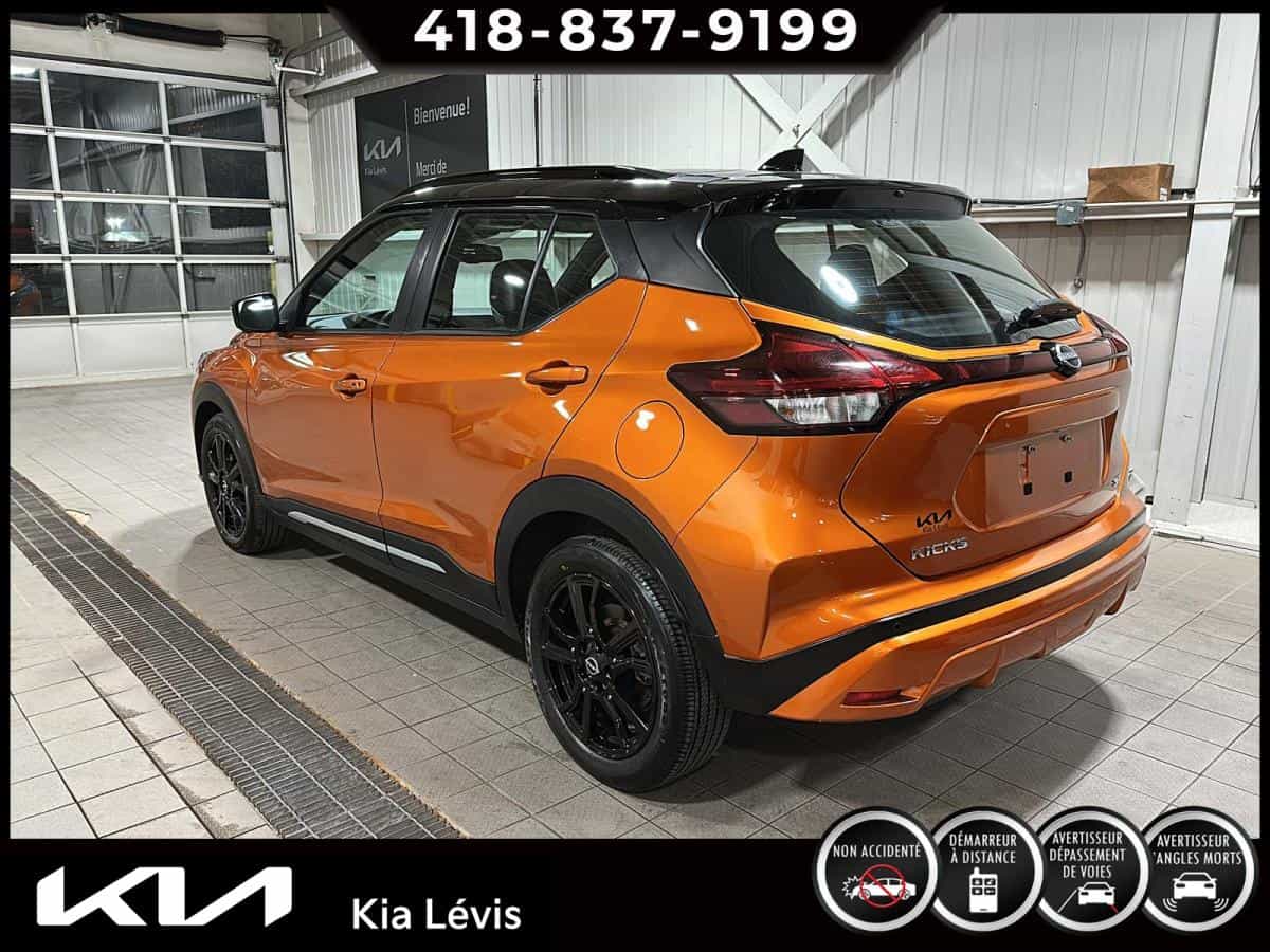 2023 Nissan Kicks Sr Ta - Image 4