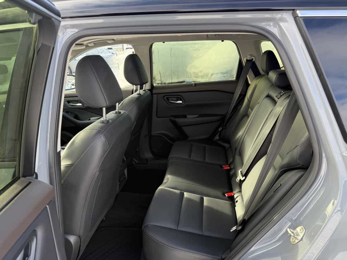 Image 9 Nissan Rogue SV Édition de minuit TI 2023