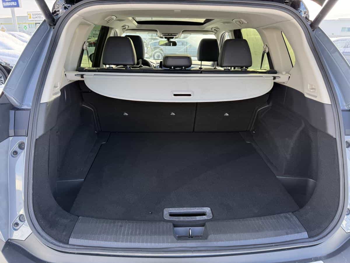 2023 Nissan Rogue SV Édition de minuit TI - Image 10