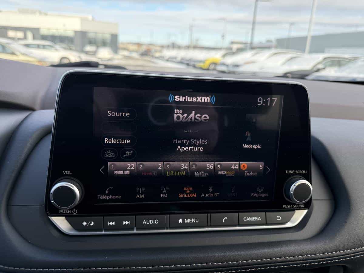 2023 Nissan Rogue SV Édition de minuit TI - Image 15