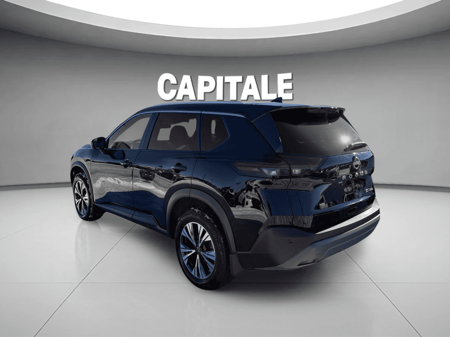 2023 Nissan Rogue SV TI avec ensemble toit ouvrant - Image 3