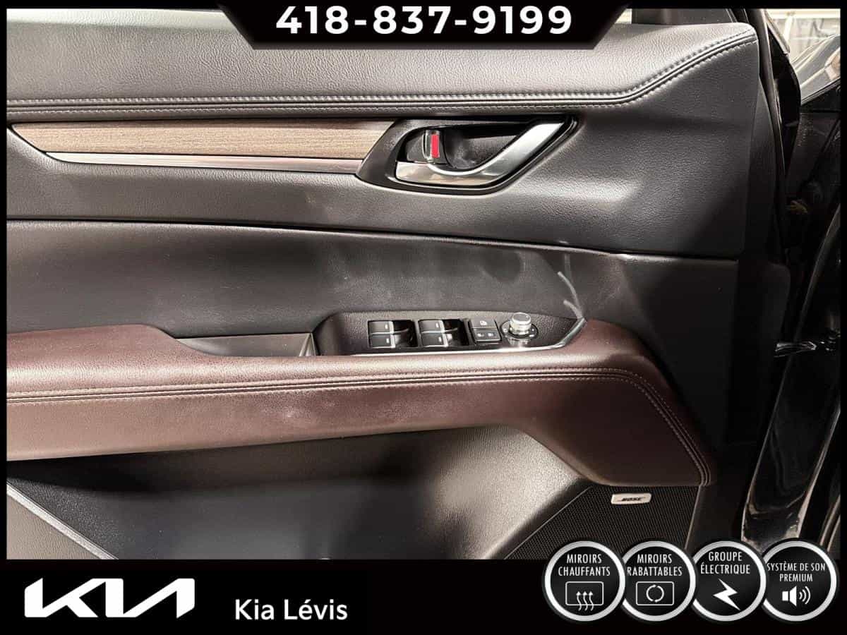 2022 Mazda CX-5 Signature TI - Image 13