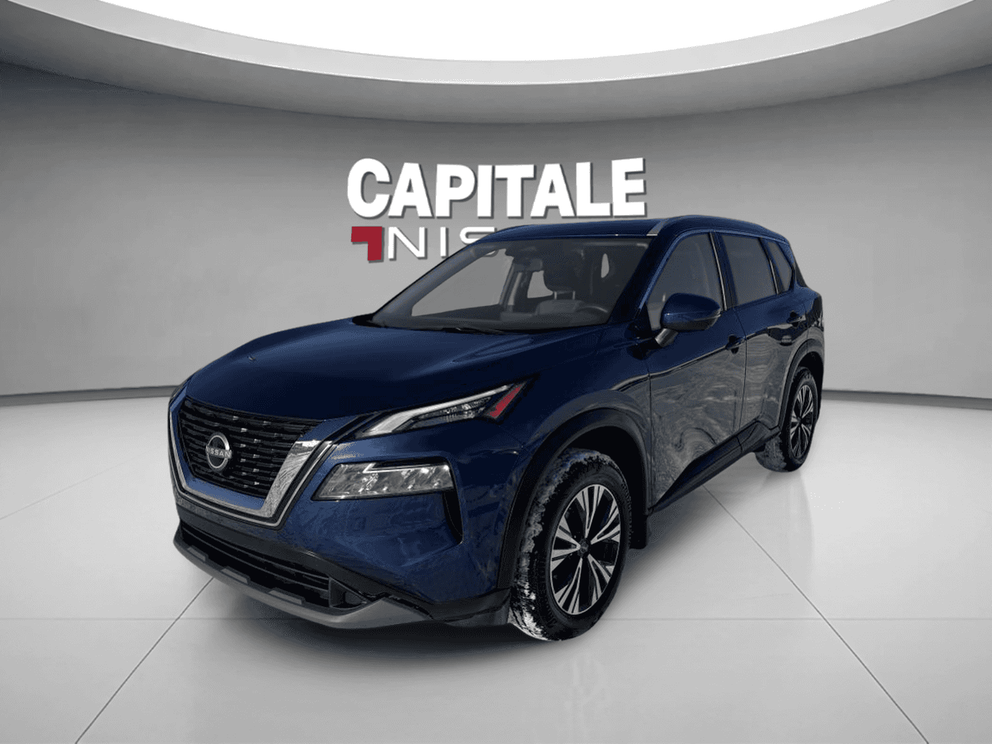 2023 Nissan Rogue SV TI avec ensemble toit ouvrant - Image 1