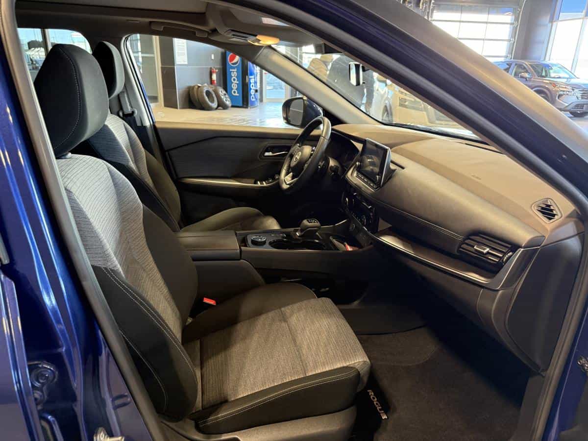 2022 Nissan Rogue Sv Ti - Image 14