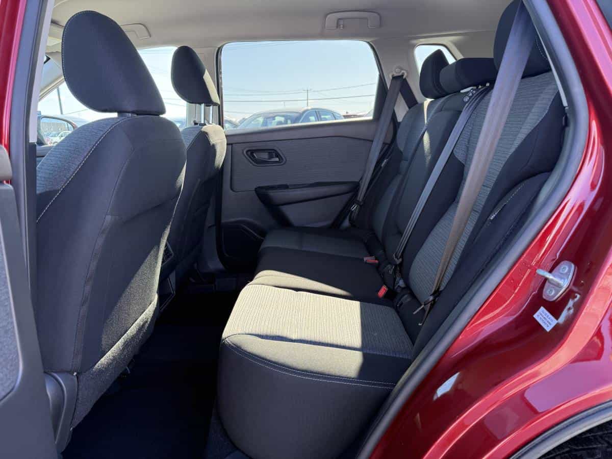 2021 Nissan Rogue S Ti - Image 11