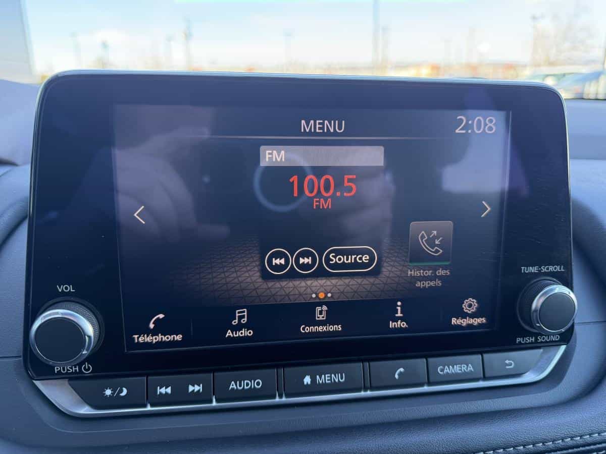 2021 Nissan Rogue S Ti - Image 15