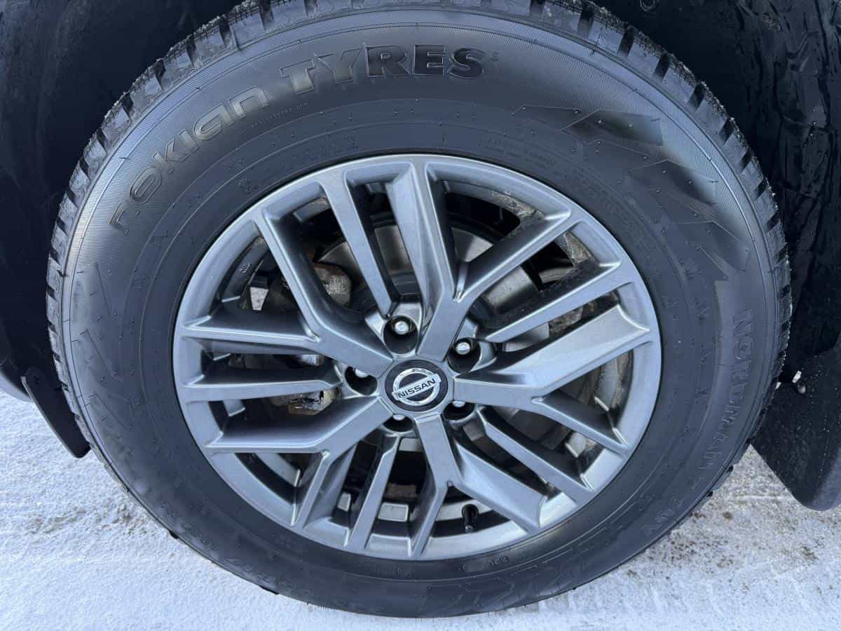 2021 Nissan Rogue S Ti - Image 19