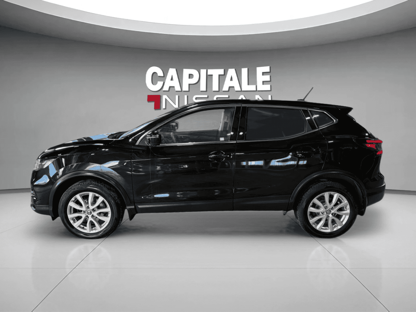 2023 Nissan Qashqai S Ti Cvt - Image 2