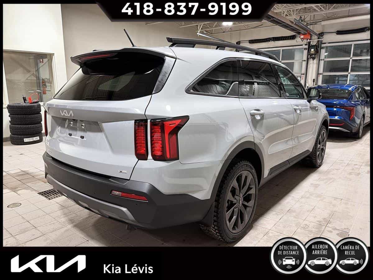 2023 Kia Sorento X-Line TI - Image 3