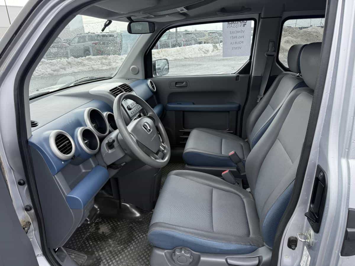 2003 Honda Element 4 portes 2 RM boîte automatique avec groupe Y - Image 5