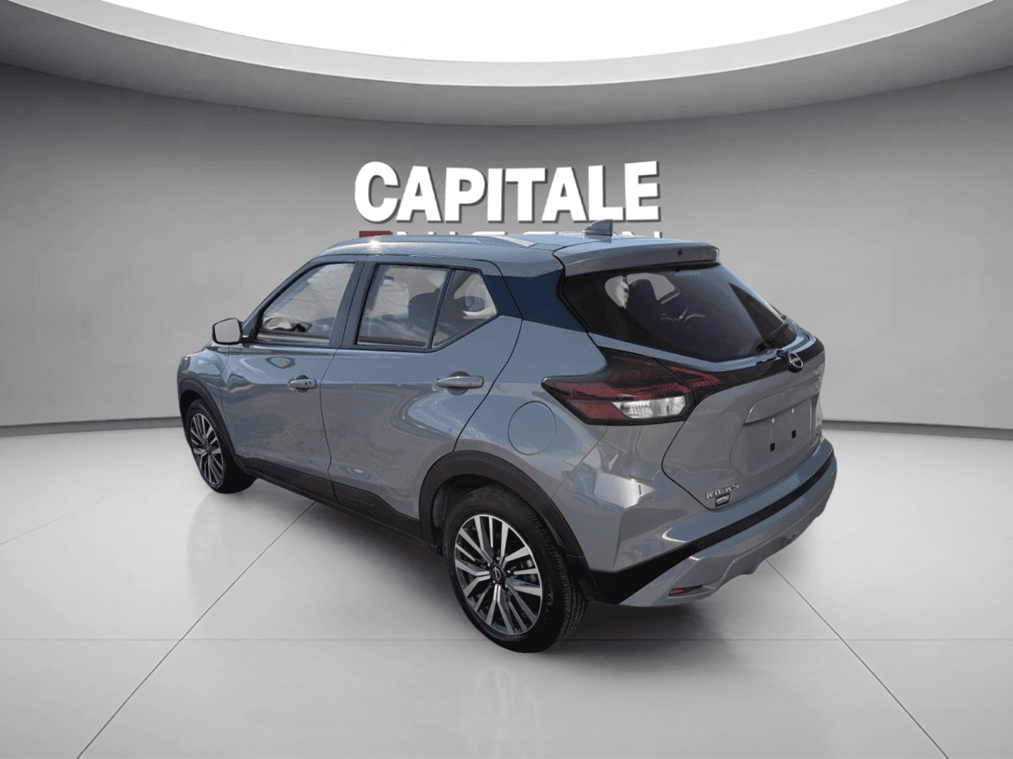 2023 Nissan Kicks Sv Ta - Image 3