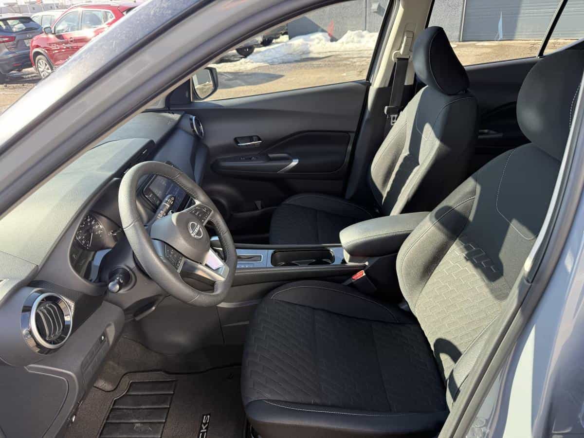 2023 Nissan Kicks Sv Ta - Image 9