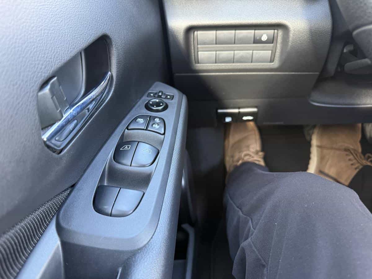 2023 Nissan Kicks Sv Ta - Image 18