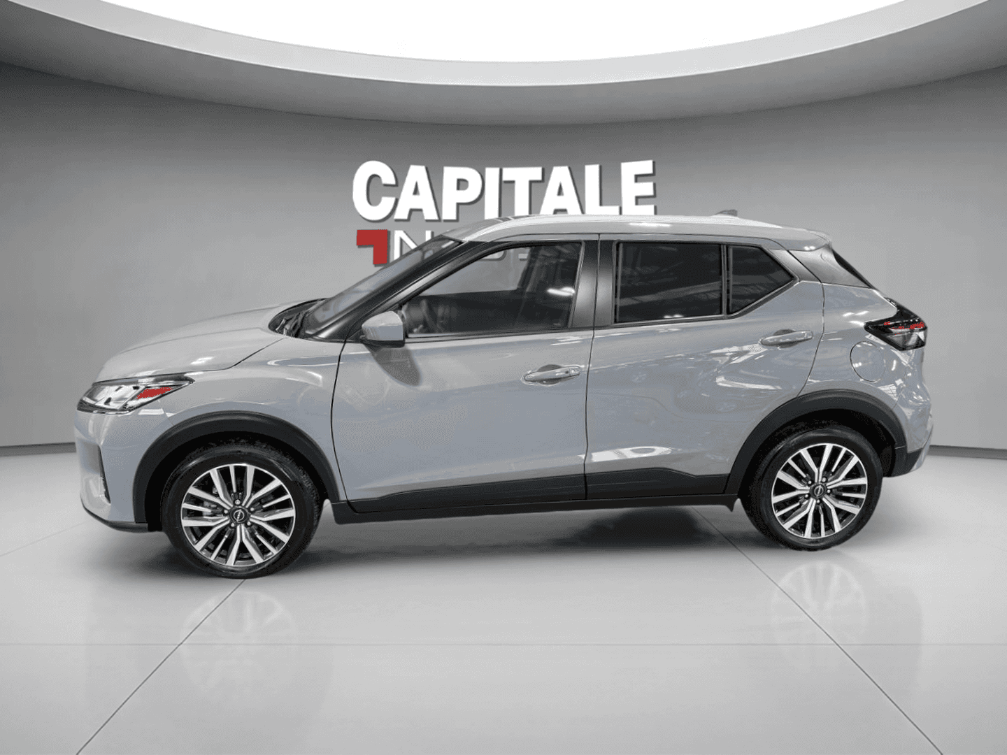 2024 Nissan Kicks Sv Ta - Image 2