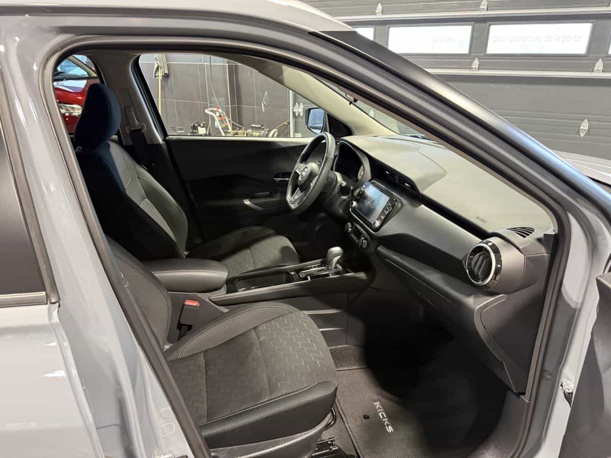 2024 Nissan Kicks Sv Ta - Image 14