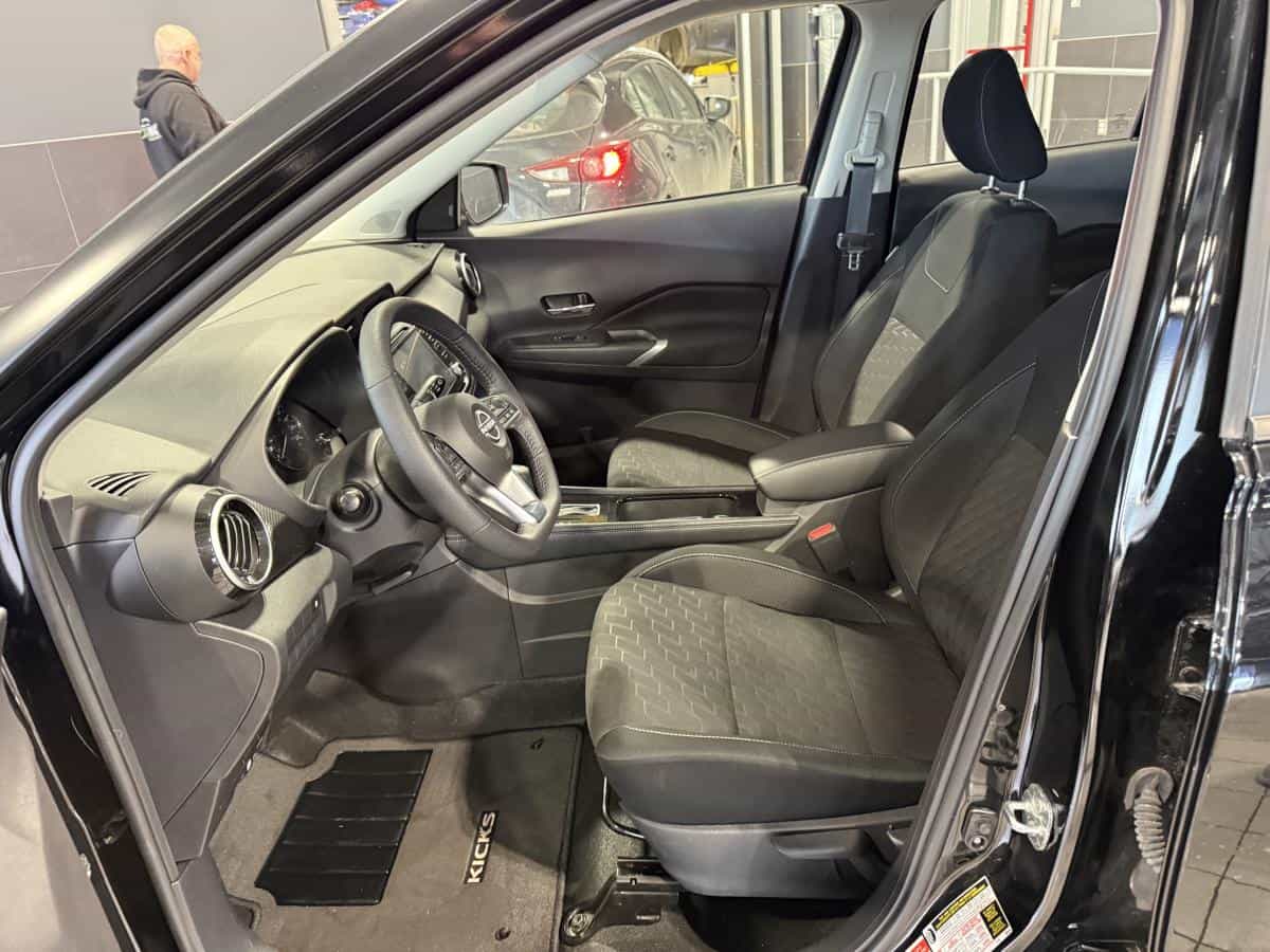 2024 Nissan Kicks Sv Ta - Image 10