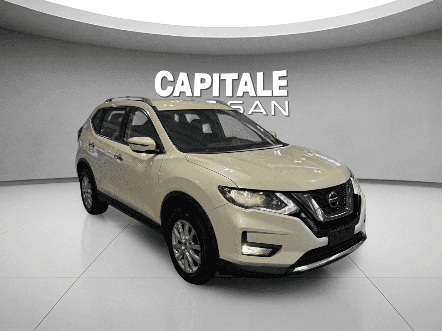 2019 Nissan Rogue S Ti - Image 8