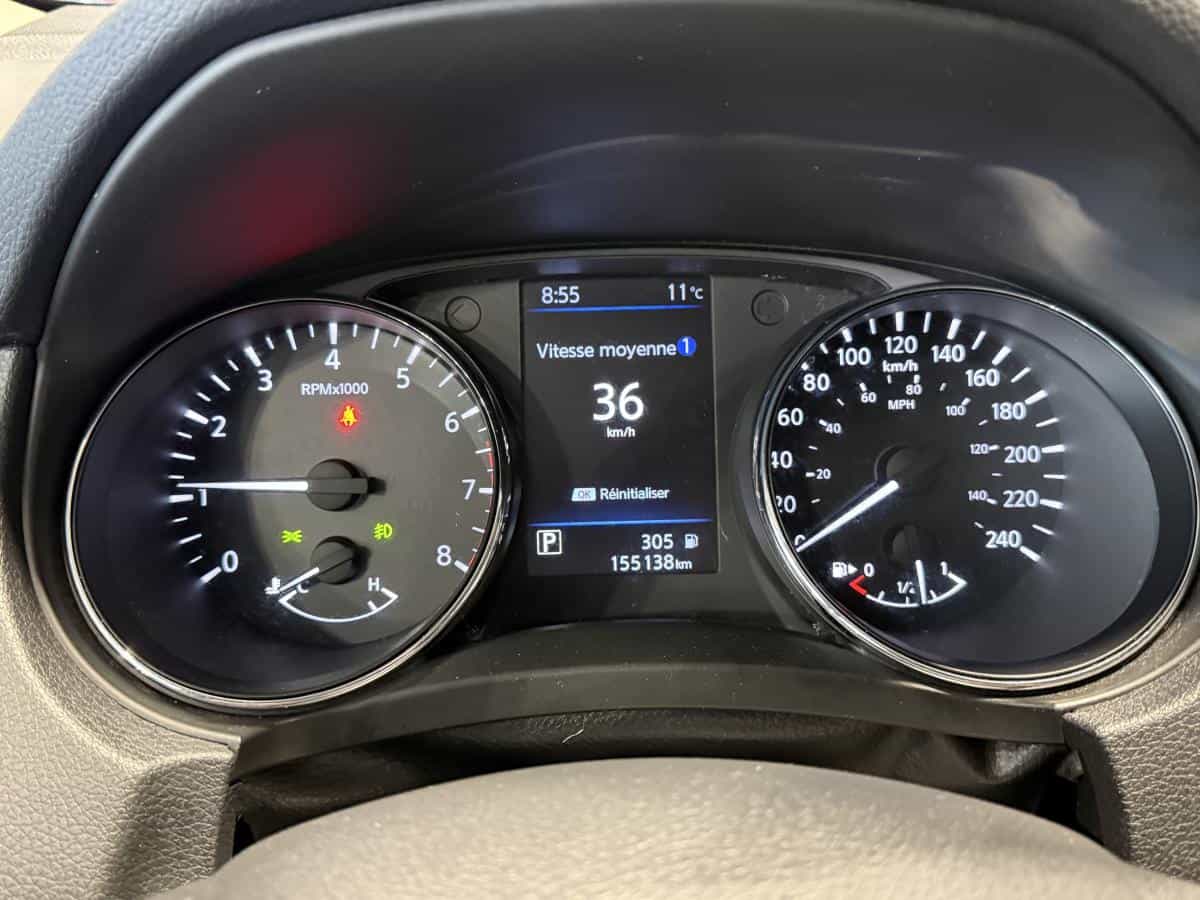 2019 Nissan Rogue S Ti - Image 17