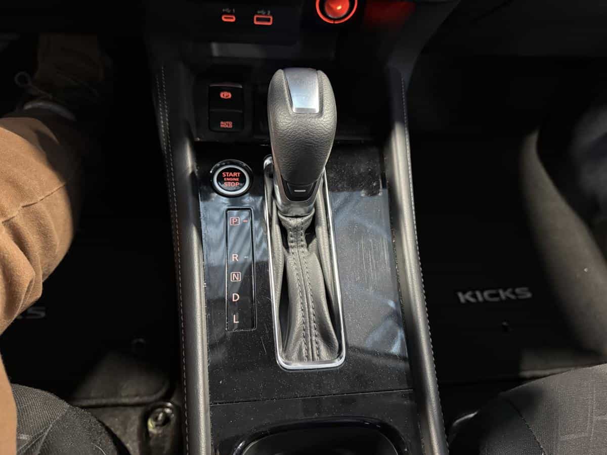 2024 Nissan Kicks Sv Ta - Image 17