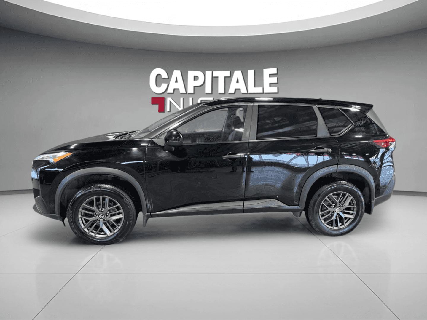 Image 2 Nissan Rogue S Ta 2021