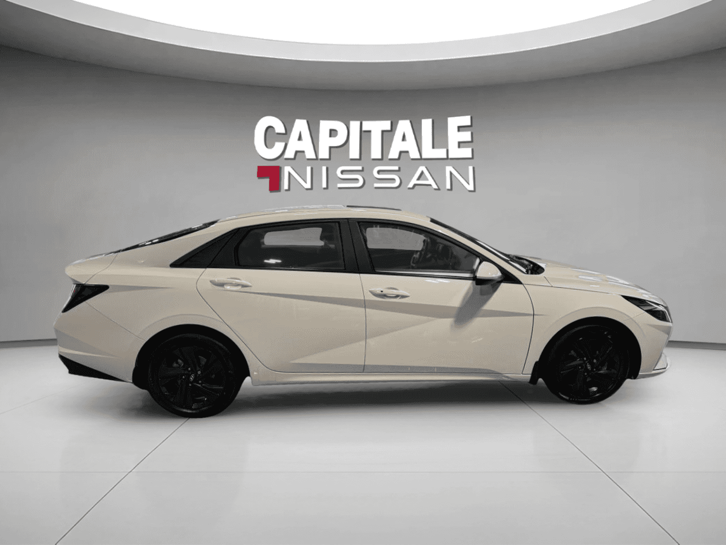 2021 Hyundai Elantra Preferred IVT avec ensemble Soleil et technologie - Image 6