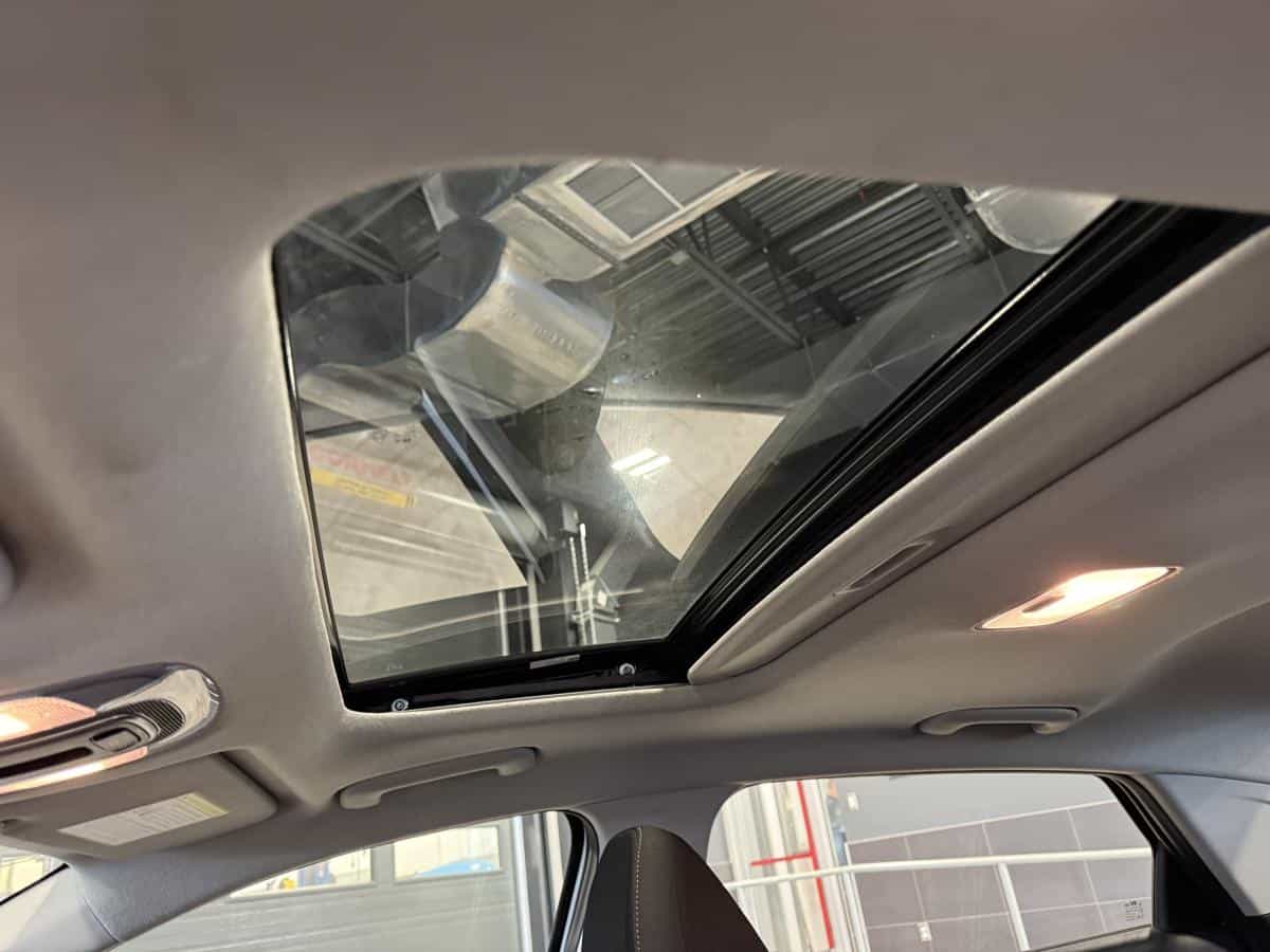 Image 14 Hyundai Elantra Preferred IVT avec ensemble Soleil et technologie 2021