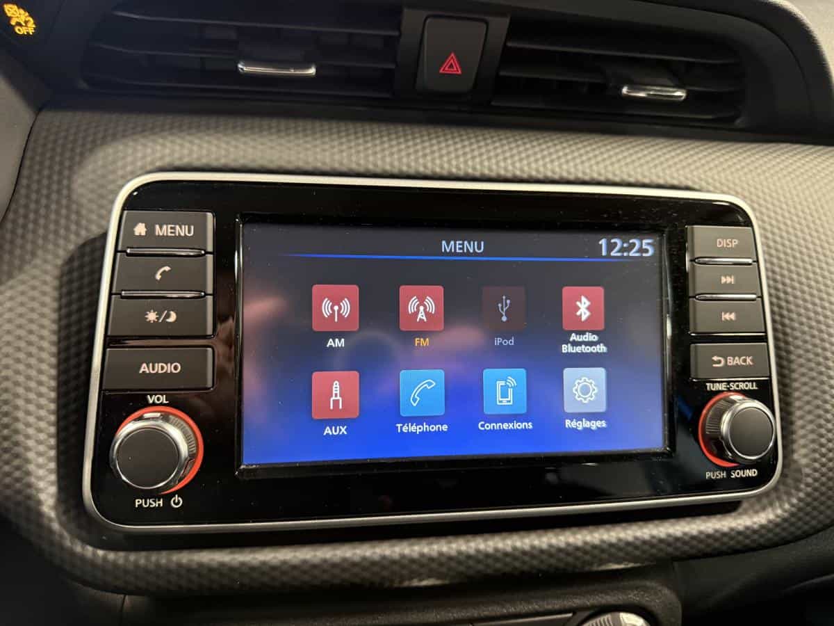 2024 Nissan Kicks S Ta - Image 14