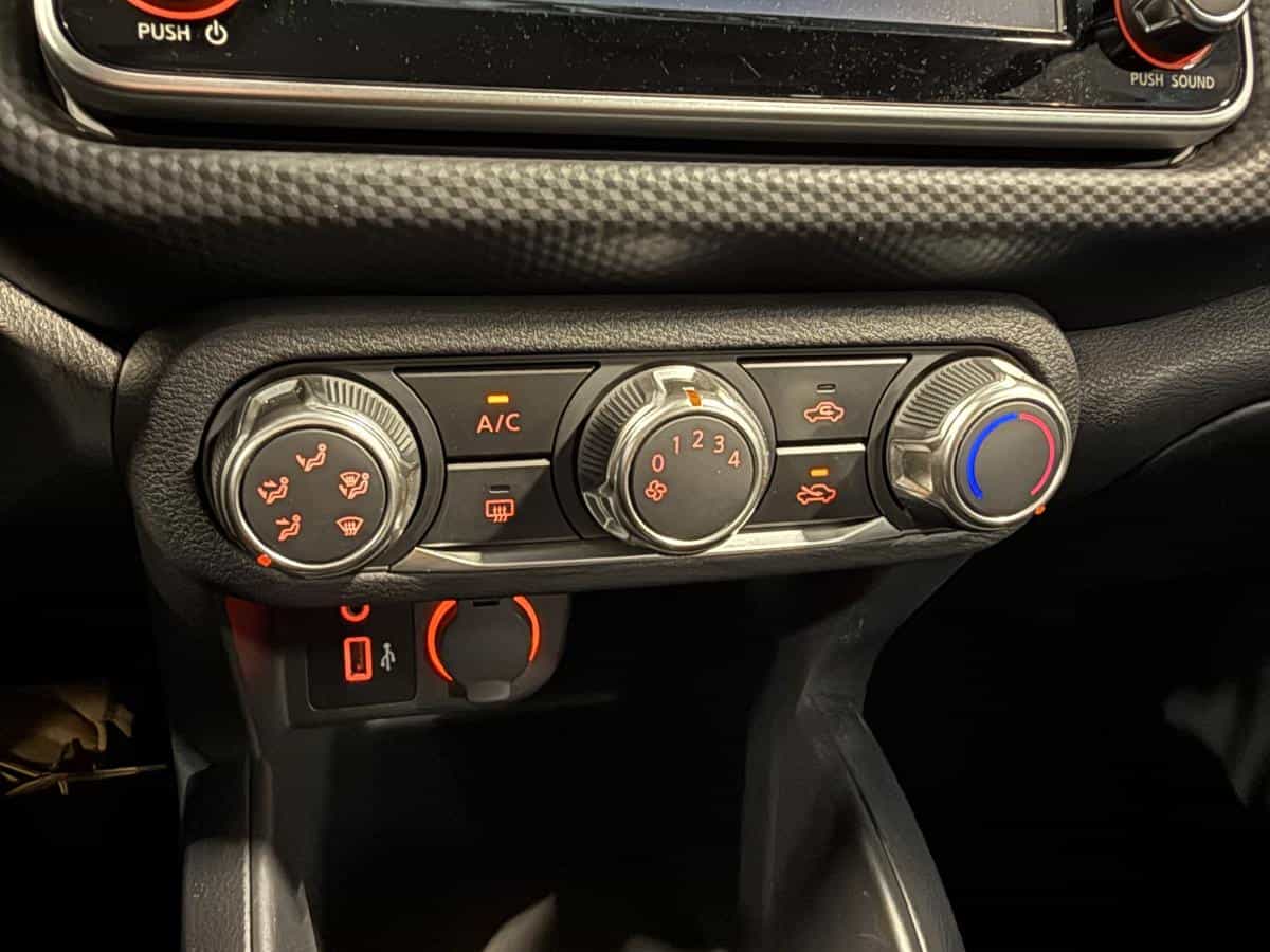 2024 Nissan Kicks S Ta - Image 15