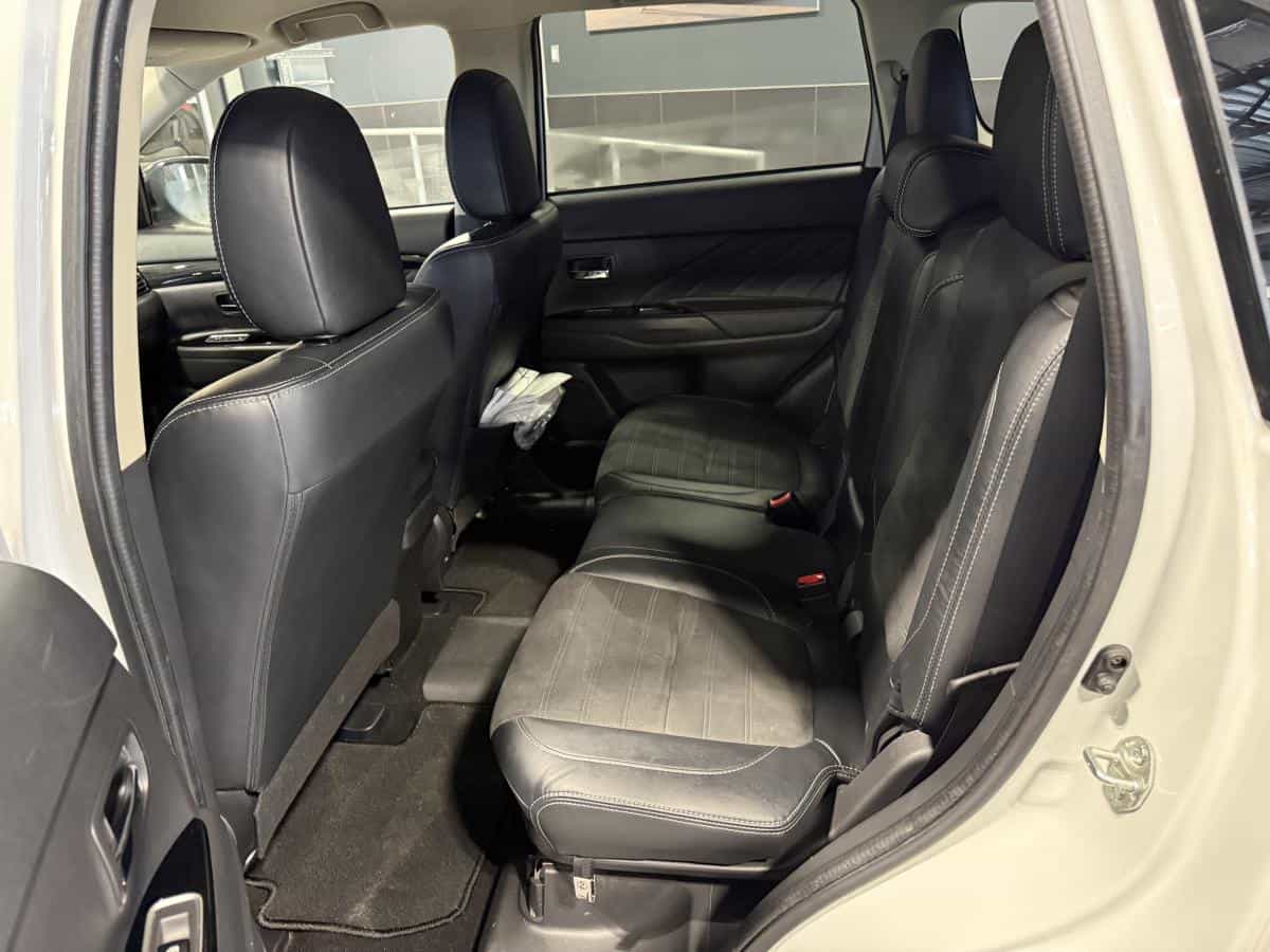 Image 11 Mitsubishi Outlander PHEV Se S-Awc 2018