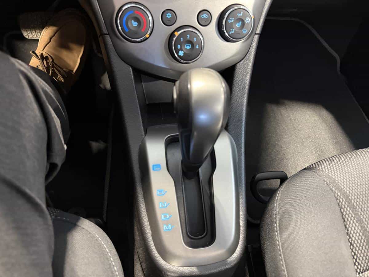 2016 Chevrolet Sonic 5 portes à hayon LT à b. auto. - Image 16