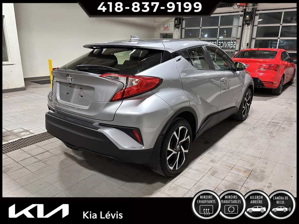 2020 Toyota C-HR XLE Premium TA - Image 3